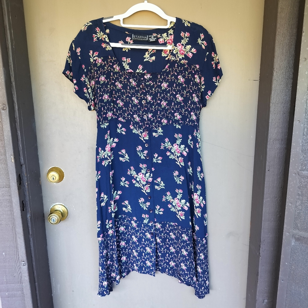 Starina Floral Navy Button Front Short Sleeved Knee Length‎ Dress Mixed Fabric